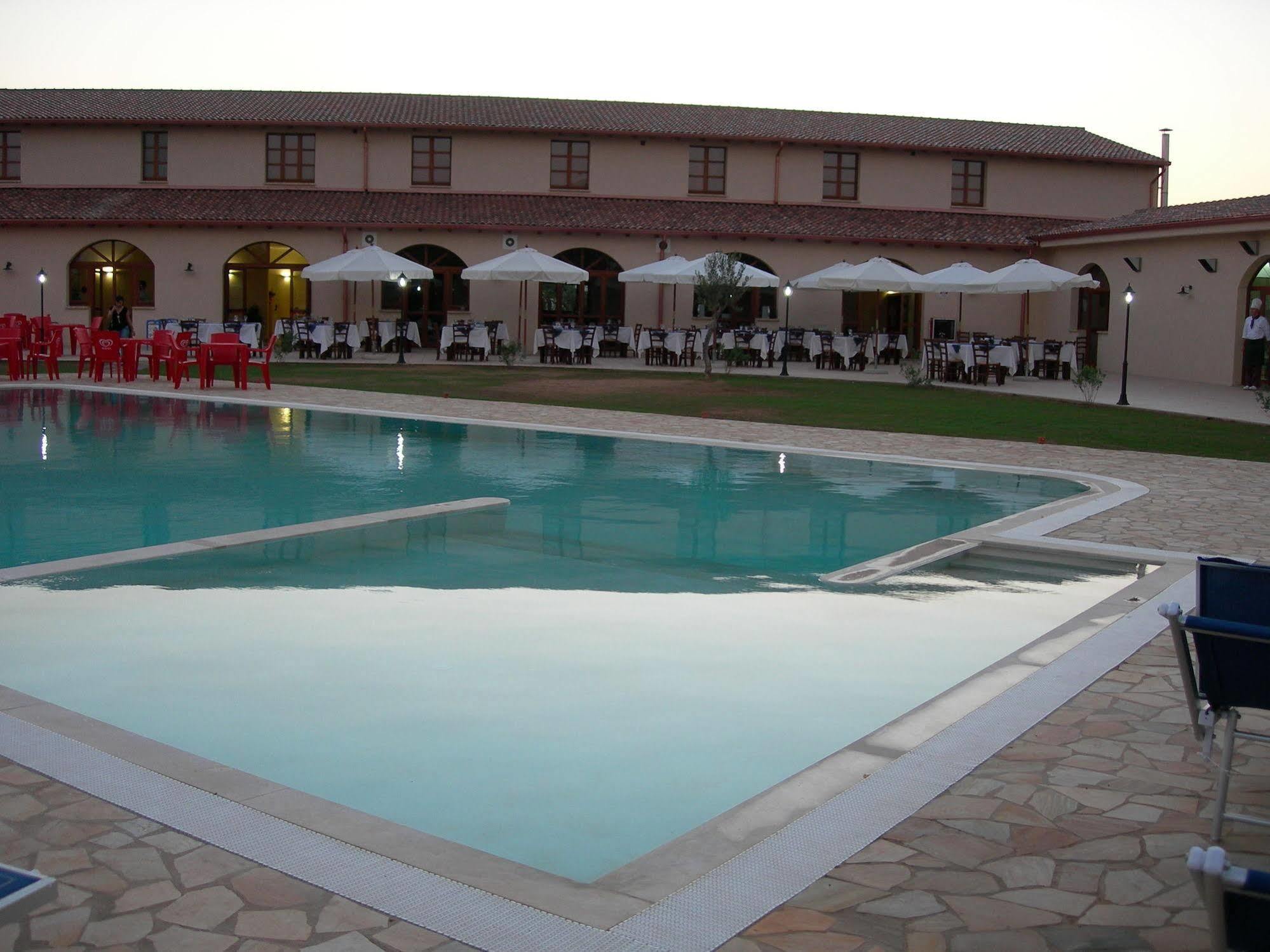 Hotel Sport Village Iglesias Exteriér fotografie